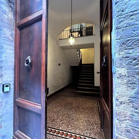 Mezzanino Al Porrione * Siena